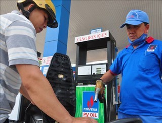 В 7 городах и провинциях Вьетнама будет использован бензин E5 RON 92 - ảnh 1
